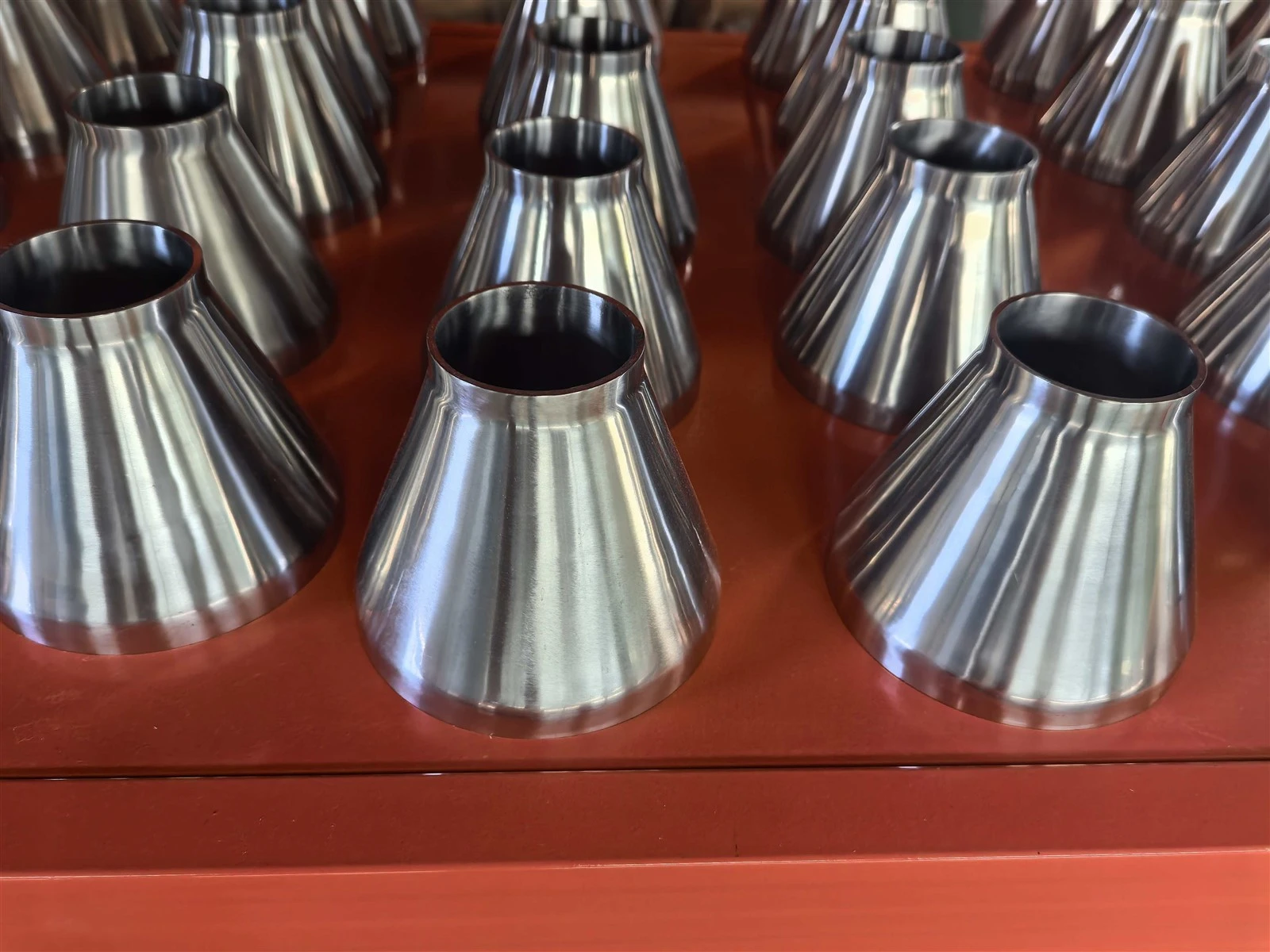ASTM B363 Titanium pipe ASTM B363 Titanium pipe